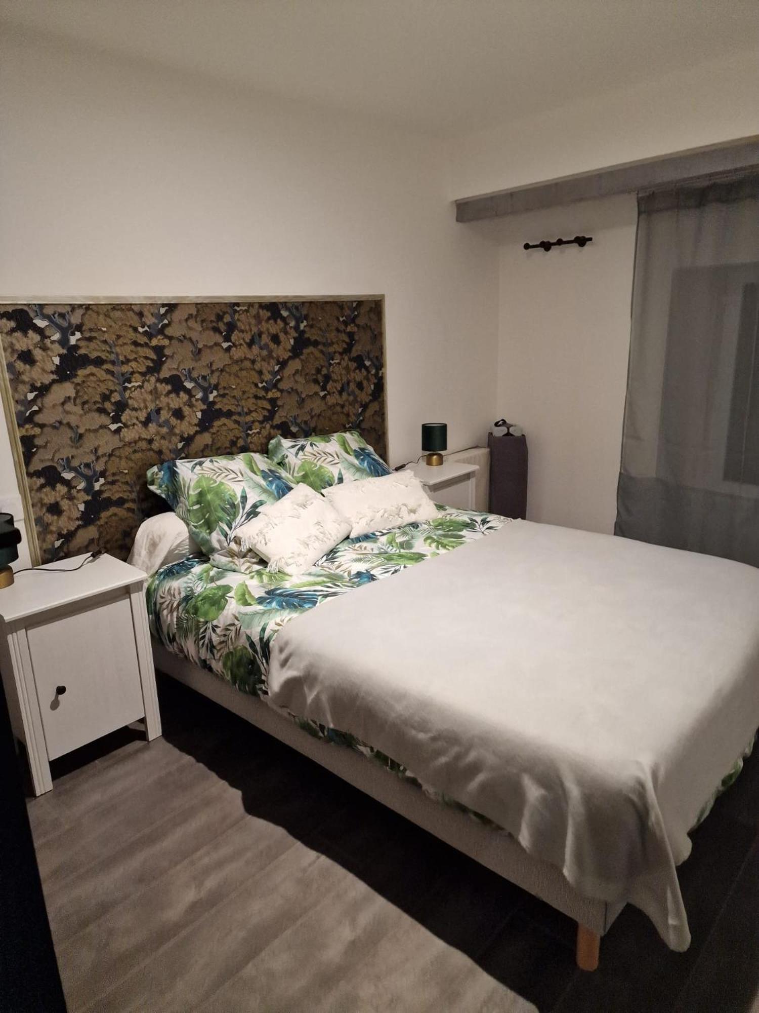 Comme A La Maison Gannat Exterior photo